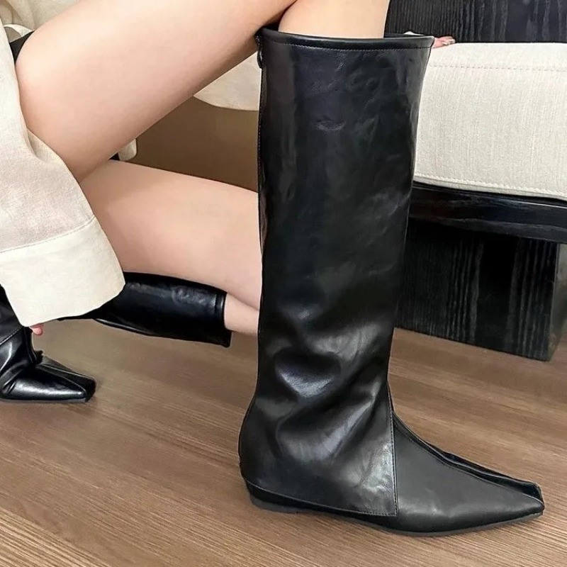 Botas de Salto Baixo com Bico  - Interior Designer avaliação e preço