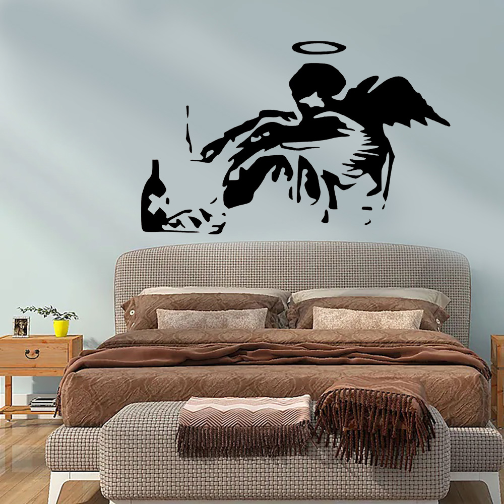 Banksy-Fallen Angel Graffiti D - Interior Design Magazine avaliação e preço